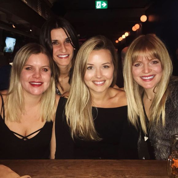 Meet your Posher, Carys - Picture 1 of 1